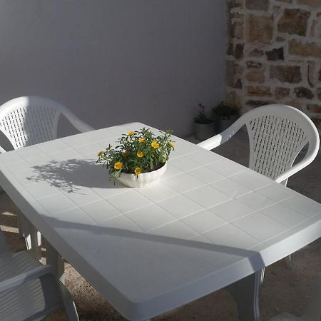 Holiday Home White House Sumartin Buitenkant foto